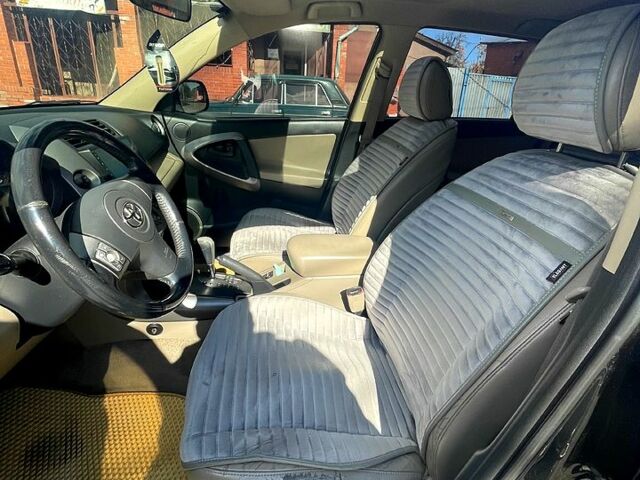 Черный Тойота РАВ 4, объемом двигателя 2.4 л и пробегом 240 тыс. км за 11000 $, фото 8 на Automoto.ua