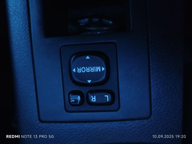 Черный Тойота РАВ 4, объемом двигателя 2 л и пробегом 149 тыс. км за 9490 $, фото 20 на Automoto.ua