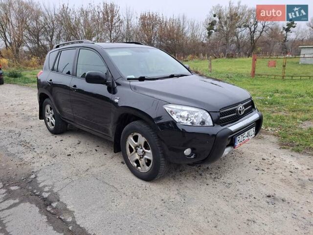Чорний Тойота РАВ 4, об'ємом двигуна 2.2 л та пробігом 305 тис. км за 4250 $, фото 7 на Automoto.ua
