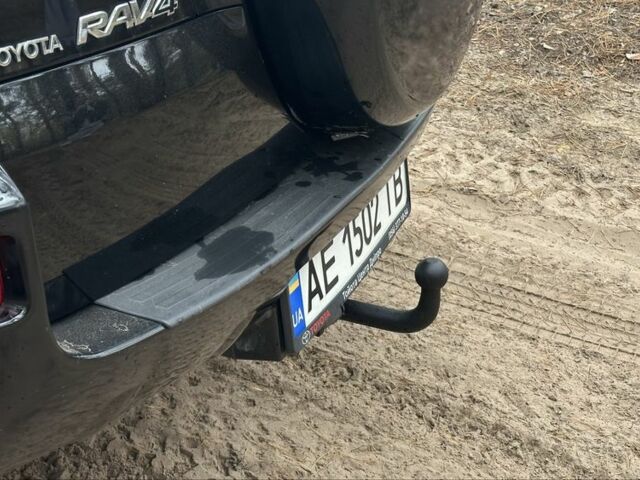 Черный Тойота РАВ 4, объемом двигателя 2 л и пробегом 189 тыс. км за 9500 $, фото 12 на Automoto.ua