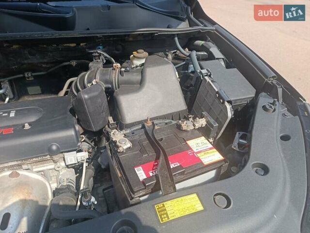 Чорний Тойота РАВ 4, об'ємом двигуна 2 л та пробігом 181 тис. км за 10500 $, фото 10 на Automoto.ua