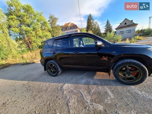 Черный Тойота РАВ 4, объемом двигателя 2 л и пробегом 264 тыс. км за 9200 $, фото 7 на Automoto.ua