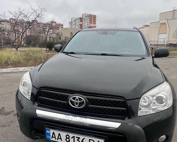 Черный Тойота РАВ 4, объемом двигателя 2 л и пробегом 248 тыс. км за 8700 $, фото 3 на Automoto.ua