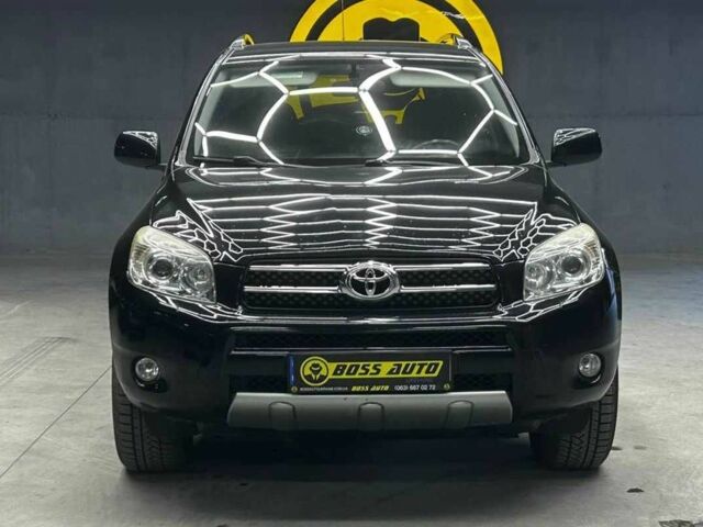 Черный Тойота РАВ 4, объемом двигателя 2 л и пробегом 160 тыс. км за 10800 $, фото 1 на Automoto.ua