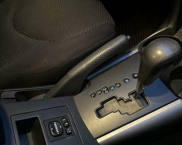 Чорний Тойота РАВ 4, об'ємом двигуна 2 л та пробігом 92 тис. км за 11700 $, фото 18 на Automoto.ua