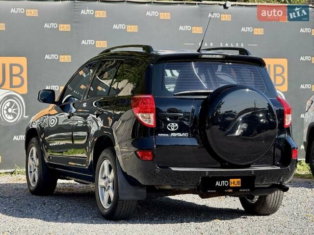 Чорний Тойота РАВ 4, об'ємом двигуна 2 л та пробігом 170 тис. км за 9900 $, фото 3 на Automoto.ua