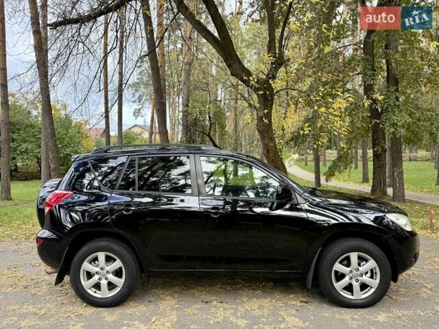 Тойота РАВ 4 2007 в Киеве на Automoto.ua Черный Тойота РАВ 4, объемом двигателя 2 л и пробегом 183 тыс. км за 10750 $, фото 4 на Automoto.ua