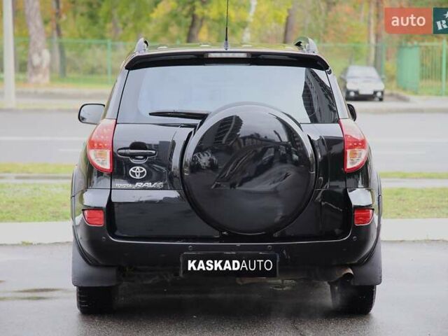 Черный Тойота РАВ 4, объемом двигателя 2.4 л и пробегом 138 тыс. км за 12500 $, фото 4 на Automoto.ua