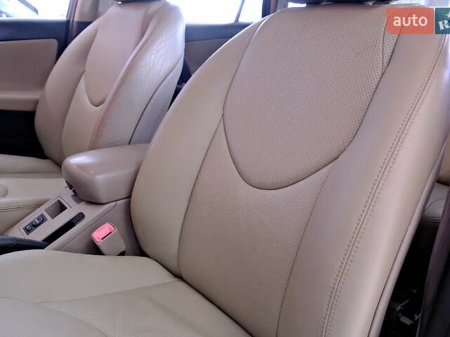 Черный Тойота РАВ 4, объемом двигателя 2.4 л и пробегом 216 тыс. км за 8900 $, фото 27 на Automoto.ua