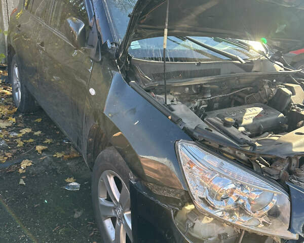 Черный Тойота РАВ 4, объемом двигателя 2 л и пробегом 200 тыс. км за 6500 $, фото 19 на Automoto.ua