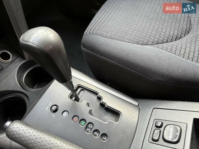 Тойота РАВ 4 2007 в Киеве на Automoto.ua Черный Тойота РАВ 4, объемом двигателя 2 л и пробегом 183 тыс. км за 10750 $, фото 34 на Automoto.ua