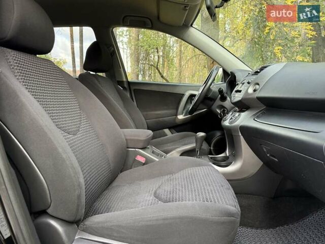 Тойота РАВ 4 2007 в Киеве на Automoto.ua Черный Тойота РАВ 4, объемом двигателя 2 л и пробегом 183 тыс. км за 10750 $, фото 25 на Automoto.ua