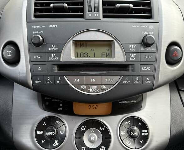 Тойота РАВ 4 2007 в Киеве на Automoto.ua Черный Тойота РАВ 4, объемом двигателя 2 л и пробегом 183 тыс. км за 10750 $, фото 35 на Automoto.ua