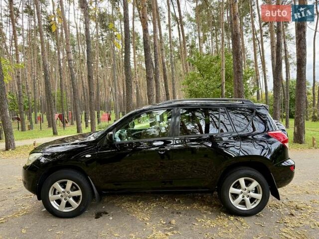 Тойота РАВ 4 2007 в Киеве на Automoto.ua Черный Тойота РАВ 4, объемом двигателя 2 л и пробегом 183 тыс. км за 10750 $, фото 8 на Automoto.ua