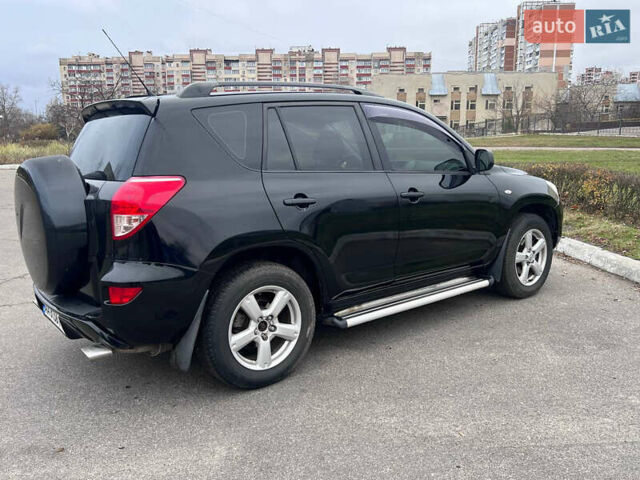 Черный Тойота РАВ 4, объемом двигателя 2 л и пробегом 248 тыс. км за 8700 $, фото 7 на Automoto.ua