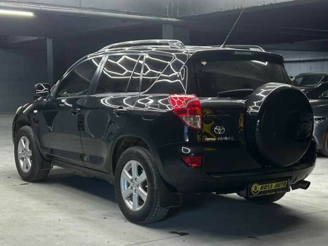 Черный Тойота РАВ 4, объемом двигателя 2 л и пробегом 160 тыс. км за 10800 $, фото 3 на Automoto.ua