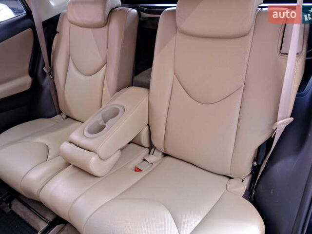 Черный Тойота РАВ 4, объемом двигателя 2.4 л и пробегом 216 тыс. км за 8900 $, фото 31 на Automoto.ua