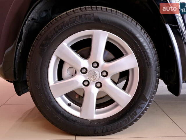 Черный Тойота РАВ 4, объемом двигателя 2.4 л и пробегом 216 тыс. км за 8900 $, фото 42 на Automoto.ua