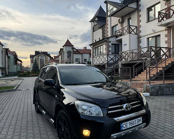 Черный Тойота РАВ 4, объемом двигателя 2 л и пробегом 260 тыс. км за 8700 $, фото 1 на Automoto.ua