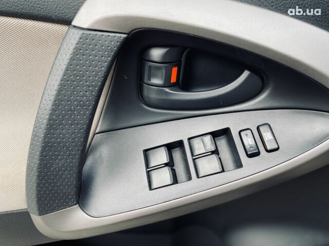 Черный Тойота РАВ 4, объемом двигателя 2.4 л и пробегом 161 тыс. км за 9400 $, фото 13 на Automoto.ua