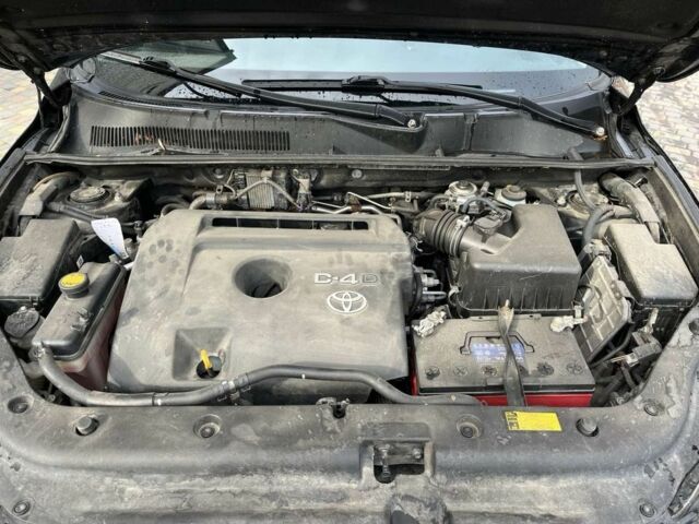 Чорний Тойота РАВ 4, об'ємом двигуна 2.2 л та пробігом 280 тис. км за 8500 $, фото 8 на Automoto.ua