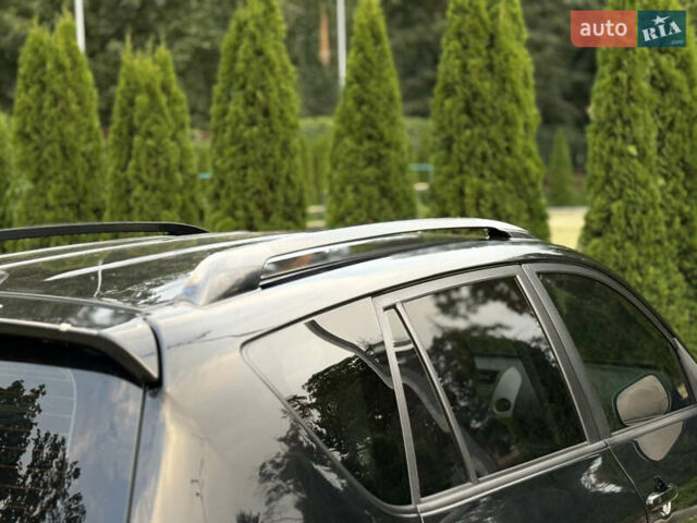 Черный Тойота РАВ 4, объемом двигателя 2 л и пробегом 87 тыс. км за 12800 $, фото 20 на Automoto.ua
