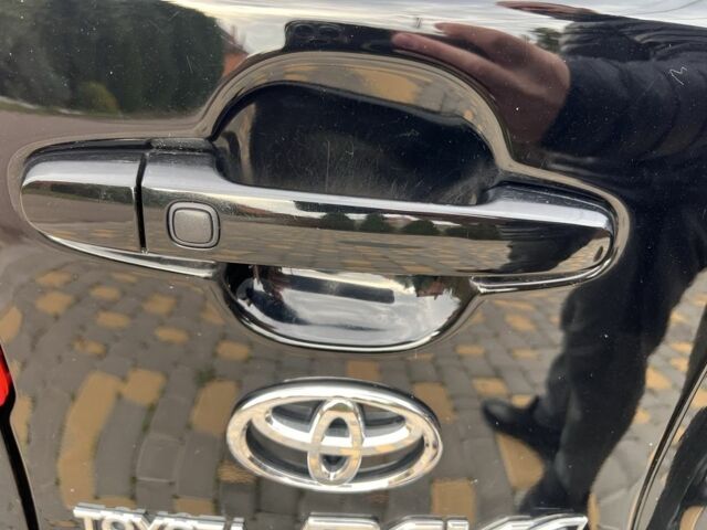 Черный Тойота РАВ 4, объемом двигателя 2 л и пробегом 270 тыс. км за 9500 $, фото 7 на Automoto.ua