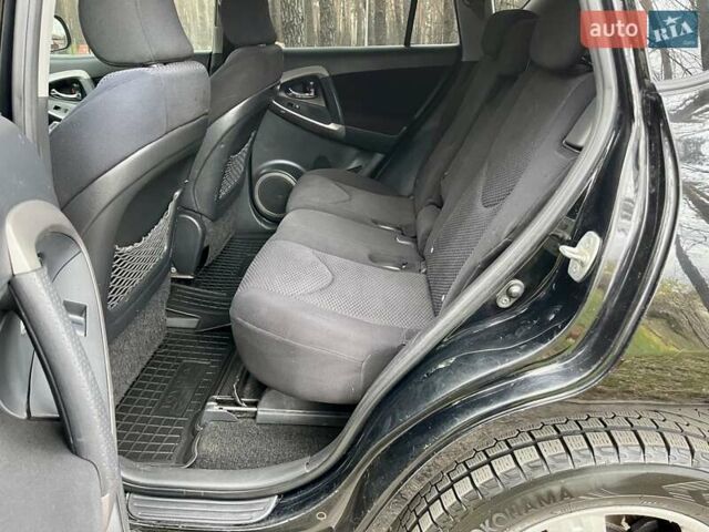 Черный Тойота РАВ 4, объемом двигателя 2 л и пробегом 176 тыс. км за 10450 $, фото 16 на Automoto.ua