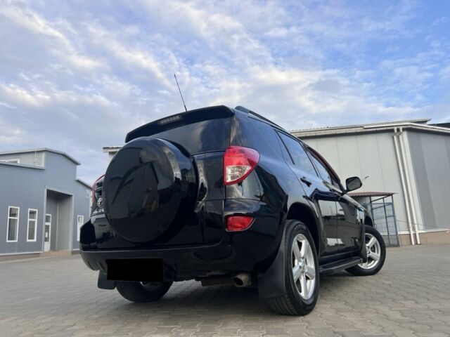 Черный Тойота РАВ 4, объемом двигателя 2 л и пробегом 275 тыс. км за 10300 $, фото 4 на Automoto.ua