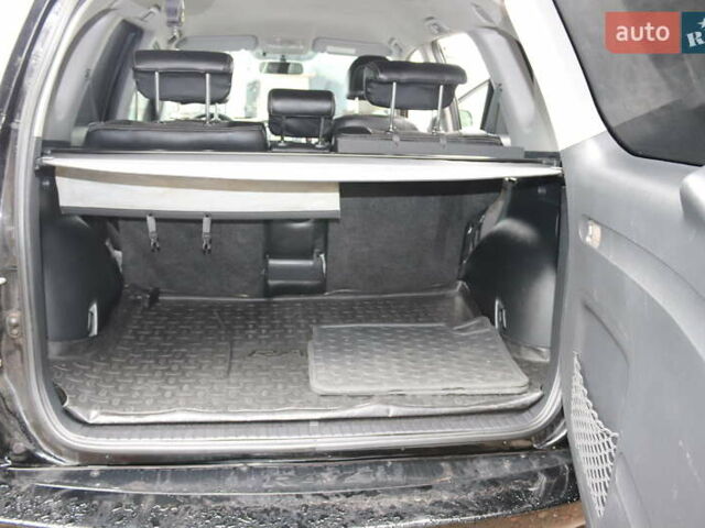 Черный Тойота РАВ 4, объемом двигателя 2.2 л и пробегом 270 тыс. км за 9500 $, фото 10 на Automoto.ua