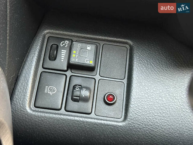 Черный Тойота РАВ 4, объемом двигателя 2 л и пробегом 87 тыс. км за 12800 $, фото 39 на Automoto.ua