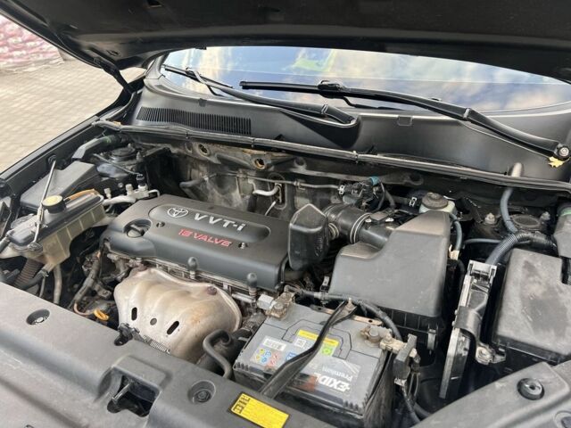 Черный Тойота РАВ 4, объемом двигателя 2 л и пробегом 275 тыс. км за 10300 $, фото 21 на Automoto.ua