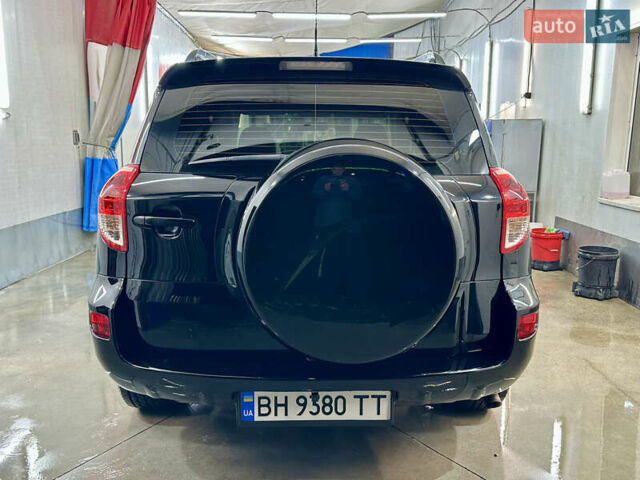 Чорний Тойота РАВ 4, об'ємом двигуна 2 л та пробігом 225 тис. км за 11650 $, фото 3 на Automoto.ua