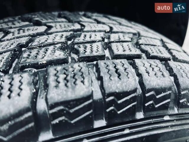 Черный Тойота РАВ 4, объемом двигателя 2.2 л и пробегом 219 тыс. км за 7999 $, фото 17 на Automoto.ua