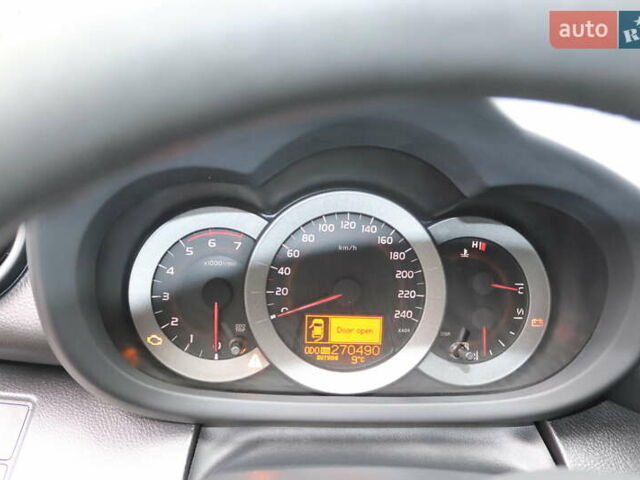 Черный Тойота РАВ 4, объемом двигателя 2.2 л и пробегом 270 тыс. км за 9500 $, фото 13 на Automoto.ua