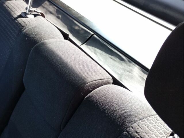 Чорний Тойота РАВ 4, об'ємом двигуна 2.2 л та пробігом 290 тис. км за 8500 $, фото 6 на Automoto.ua