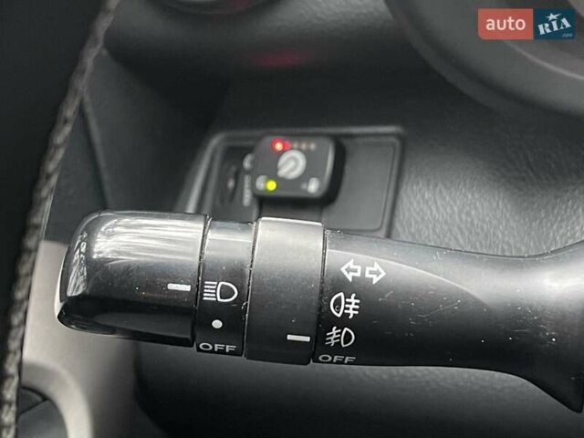 Черный Тойота РАВ 4, объемом двигателя 2 л и пробегом 176 тыс. км за 10450 $, фото 32 на Automoto.ua