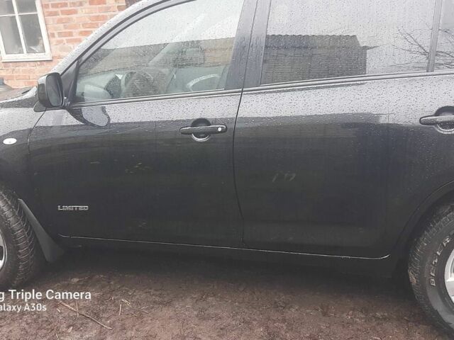 Черный Тойота РАВ 4, объемом двигателя 2.4 л и пробегом 317 тыс. км за 9500 $, фото 7 на Automoto.ua