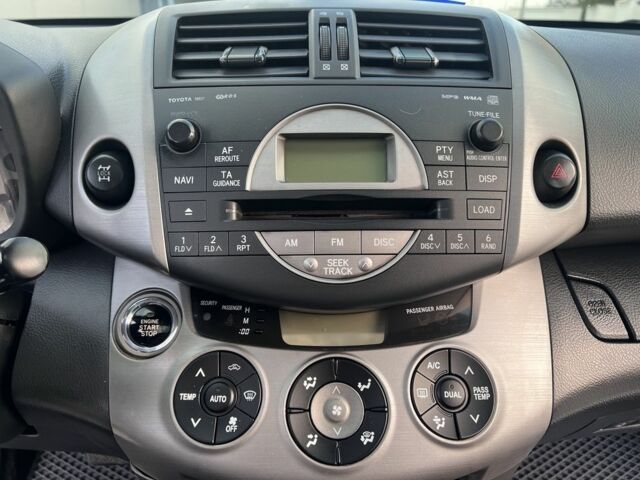 Черный Тойота РАВ 4, объемом двигателя 2 л и пробегом 275 тыс. км за 10300 $, фото 14 на Automoto.ua