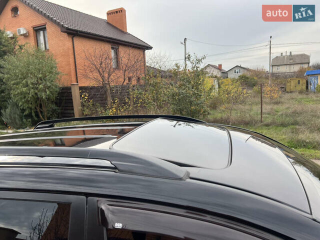 Черный Тойота РАВ 4, объемом двигателя 2 л и пробегом 270 тыс. км за 9500 $, фото 3 на Automoto.ua