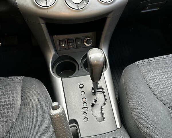 Тойота РАВ 4 2008 в Харькове на Automoto.ua Черный Тойота РАВ 4, объемом двигателя 2 л и пробегом 235 тыс. км за 9700 $, фото 24 на Automoto.ua