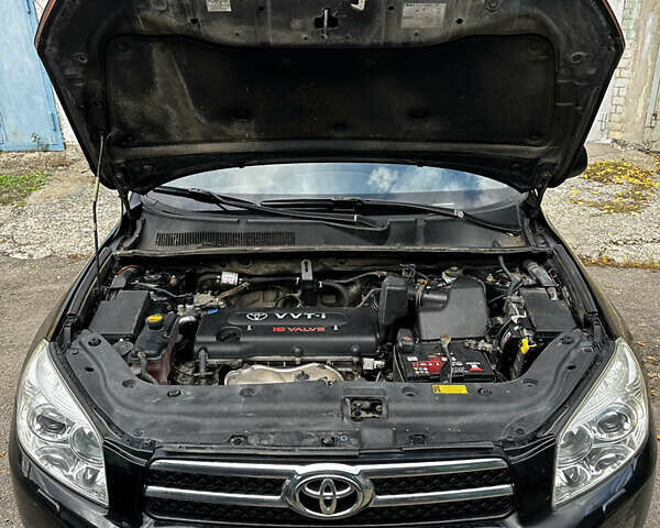 Тойота РАВ 4 2008 в Харькове на Automoto.ua Черный Тойота РАВ 4, объемом двигателя 2 л и пробегом 235 тыс. км за 9700 $, фото 34 на Automoto.ua