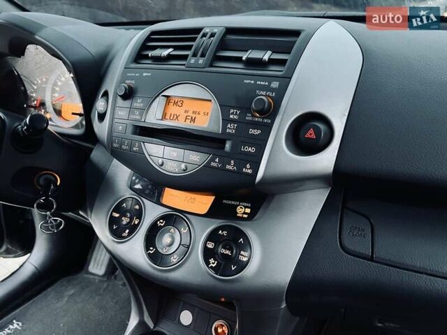 Черный Тойота РАВ 4, объемом двигателя 2.2 л и пробегом 219 тыс. км за 7999 $, фото 23 на Automoto.ua