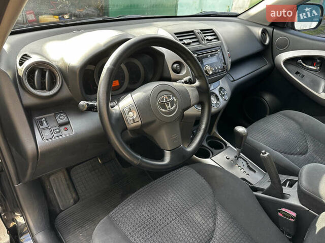 Тойота РАВ 4 2008 в Харькове на Automoto.ua Черный Тойота РАВ 4, объемом двигателя 2 л и пробегом 235 тыс. км за 9700 $, фото 19 на Automoto.ua