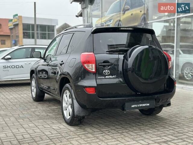 Черный Тойота РАВ 4, объемом двигателя 2 л и пробегом 253 тыс. км за 9500 $, фото 3 на Automoto.ua