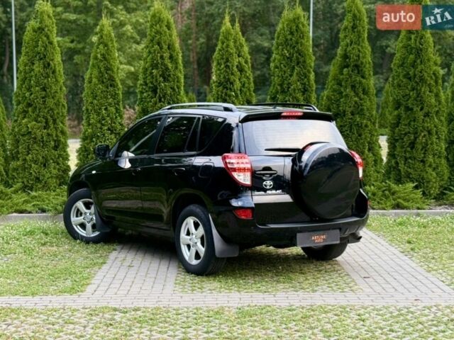 Черный Тойота РАВ 4, объемом двигателя 2 л и пробегом 87 тыс. км за 301 $, фото 2 на Automoto.ua