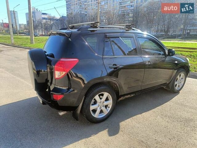 Чорний Тойота РАВ 4, об'ємом двигуна 2 л та пробігом 233 тис. км за 8700 $, фото 9 на Automoto.ua