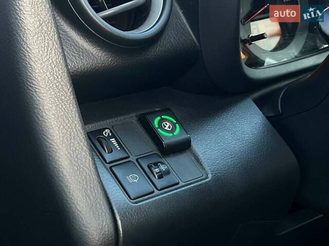 Тойота РАВ 4 2008 в Киеве на Automoto.ua Черный Тойота РАВ 4, объемом двигателя 2 л и пробегом 320 тыс. км за 12700 $, фото 21 на Automoto.ua