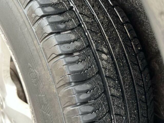 Чорний Тойота РАВ 4, об'ємом двигуна 2.2 л та пробігом 280 тис. км за 8500 $, фото 9 на Automoto.ua