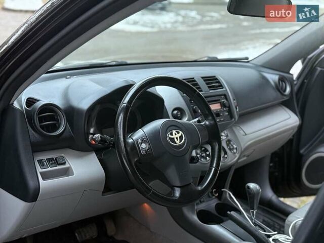 Черный Тойота РАВ 4, объемом двигателя 2.36 л и пробегом 268 тыс. км за 7400 $, фото 30 на Automoto.ua